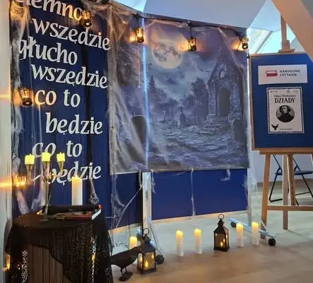 Narodowe Czytanie w Borowej: „Dziady” Mickiewicza w bibliotecznej atmosferze