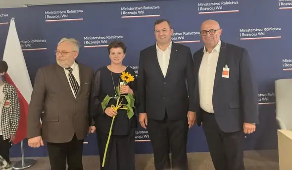 Pszczelarka z Książnic na podium ogólnopolskiego konkursu