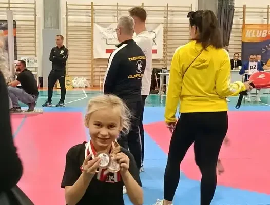 Dwa brązowe medale Ani w Lidze Taekwondo w Tarnowie Podgórnym