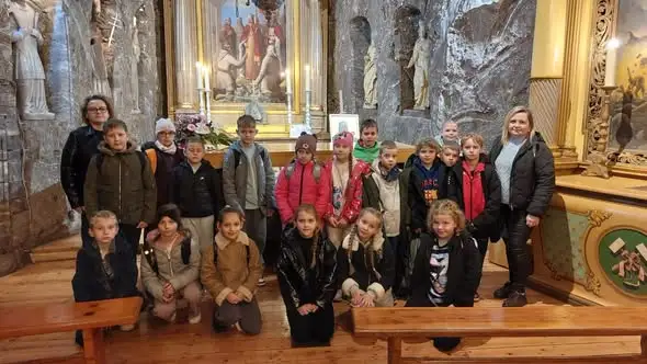 Trzecioklasiści odkrywali podziemia Kopalni Soli w Bochni